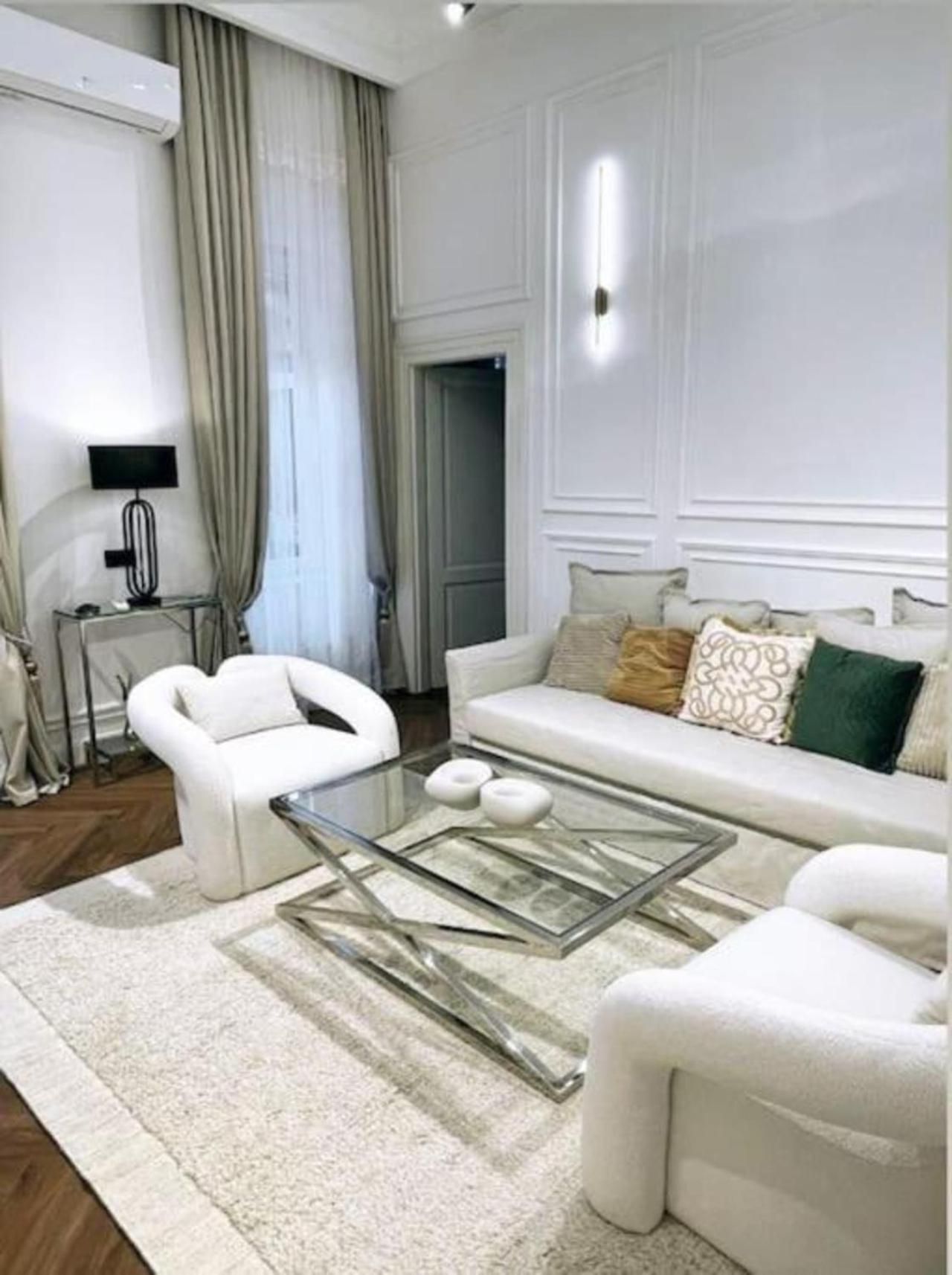Premium Luxury Near Basilica Apartament *